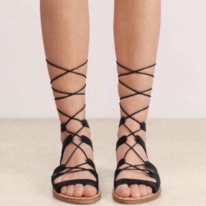 Steve Madden Rella black gladiator sandals size 38 (7.5-8)